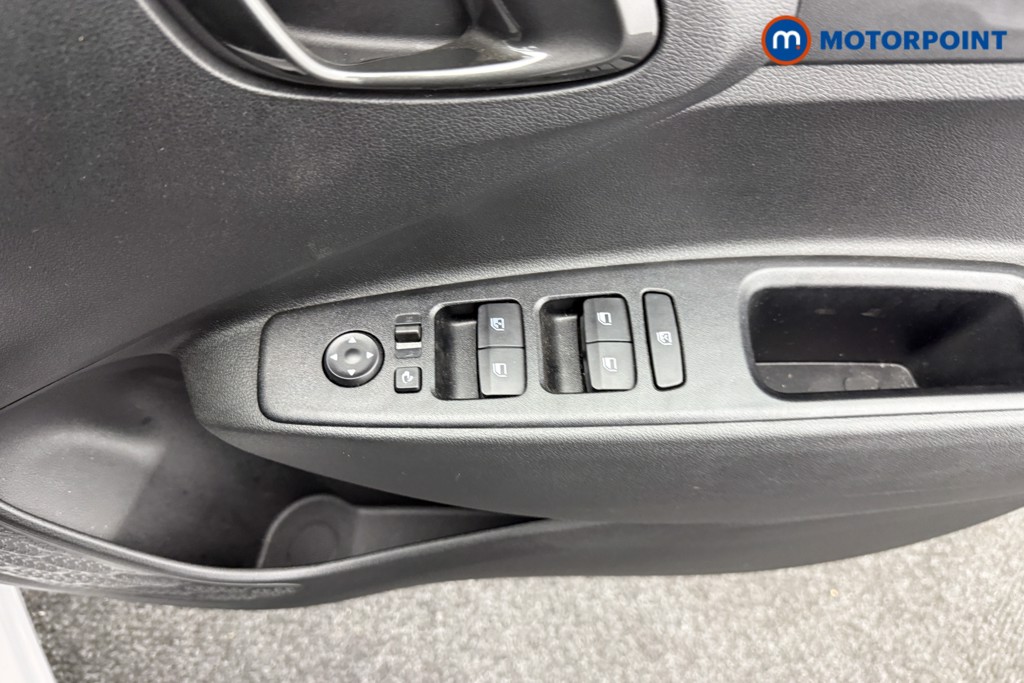 Hyundai I10 Premium Automatic Petrol Hatchback - Stock Number (1547301) - 17th supplementary image