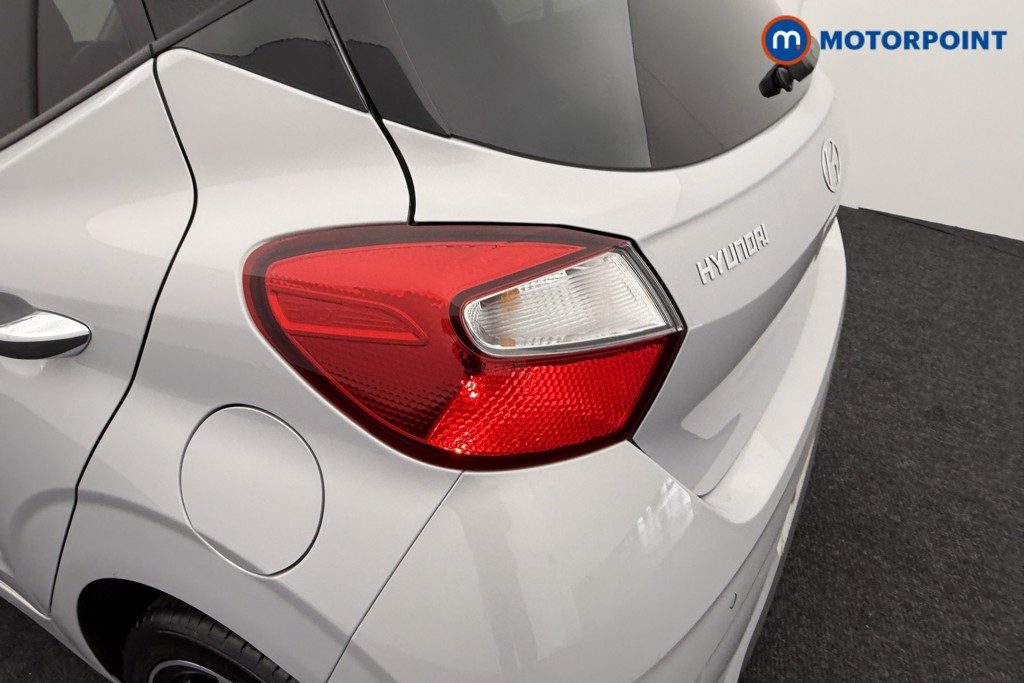 Hyundai I10 Premium Automatic Petrol Hatchback - Stock Number (1547301) - 25th supplementary image