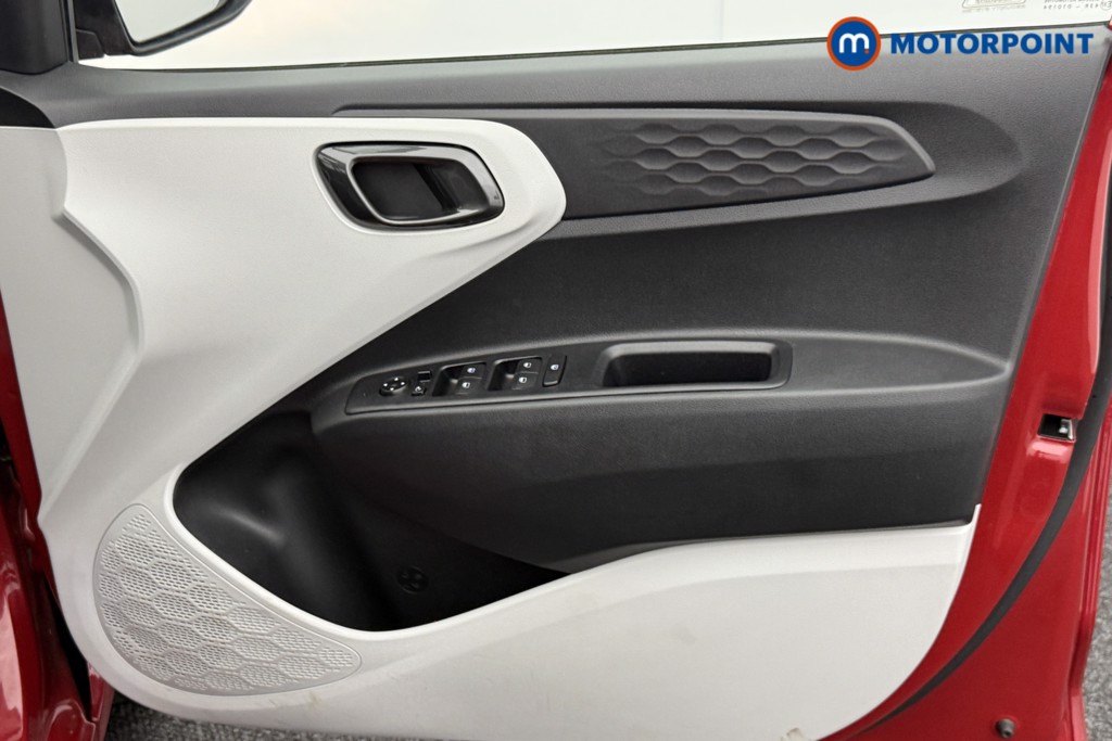 Hyundai I10 Premium Automatic Petrol Hatchback - Stock Number (1547337) - 18th supplementary image