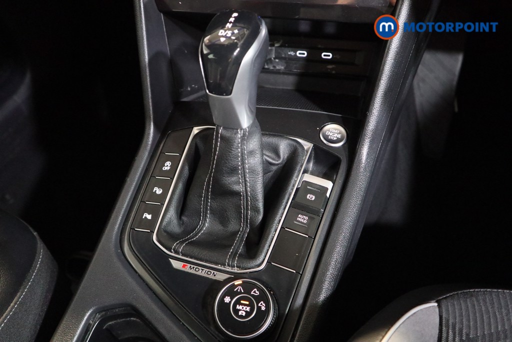 Volkswagen Tiguan R-Line Automatic Diesel SUV - Stock Number (1547365) - 8th supplementary image