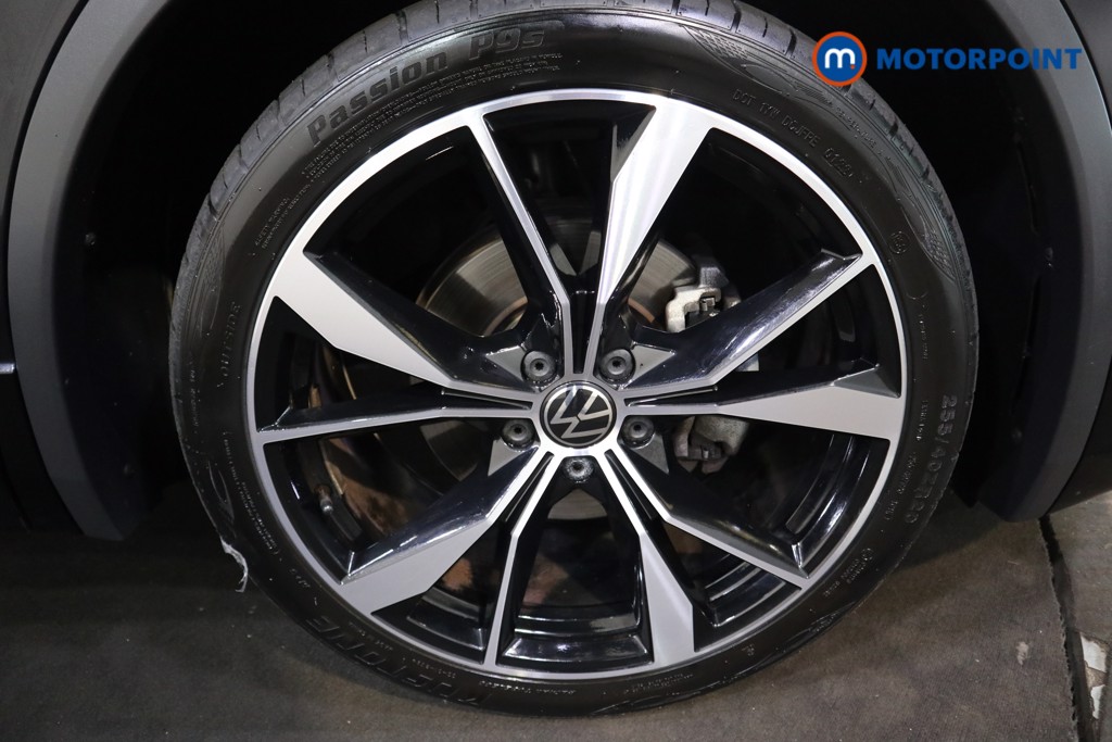 Volkswagen Tiguan R-Line Automatic Diesel SUV - Stock Number (1547365) - 17th supplementary image