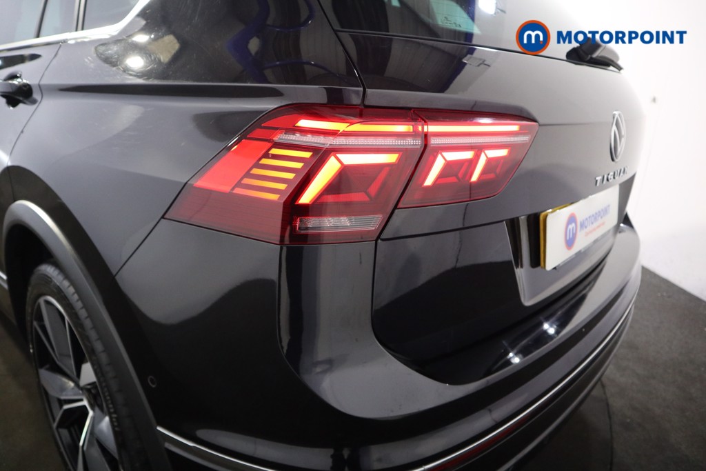 Volkswagen Tiguan R-Line Automatic Diesel SUV - Stock Number (1547365) - 21st supplementary image