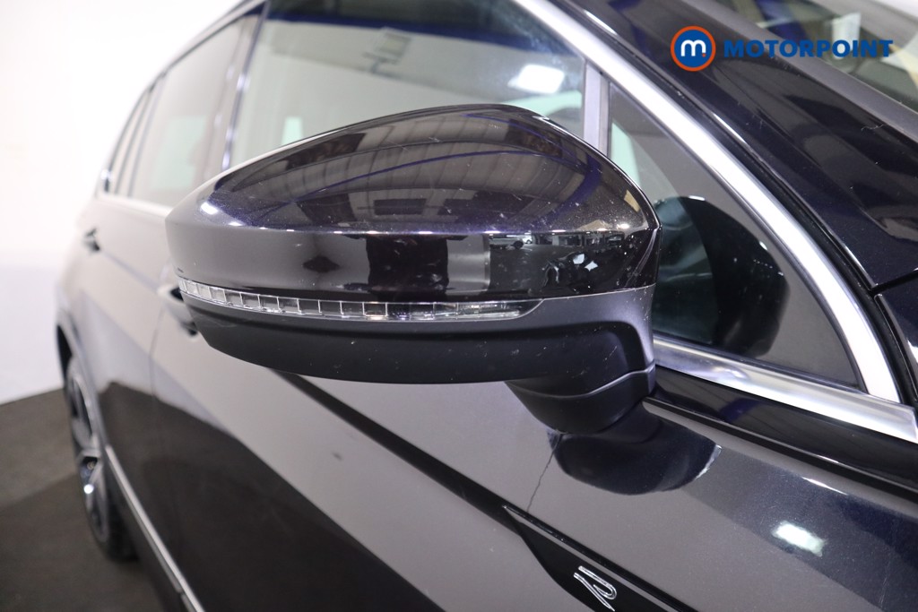 Volkswagen Tiguan R-Line Automatic Diesel SUV - Stock Number (1547365) - 24th supplementary image