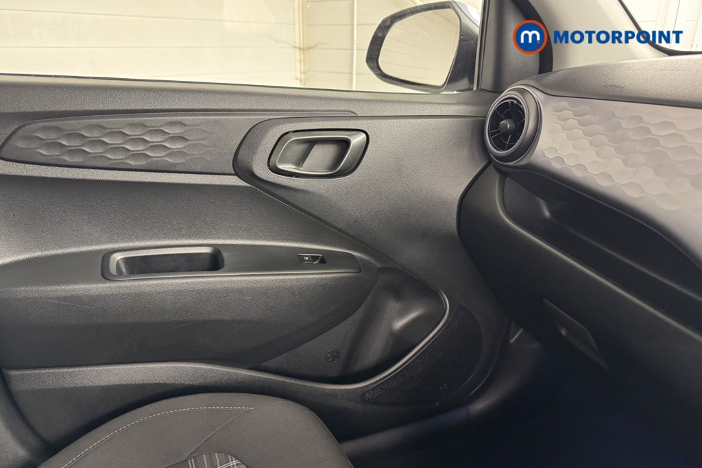 Hyundai I10 Premium Automatic Petrol Hatchback - Stock Number (1547462) - 12th supplementary image