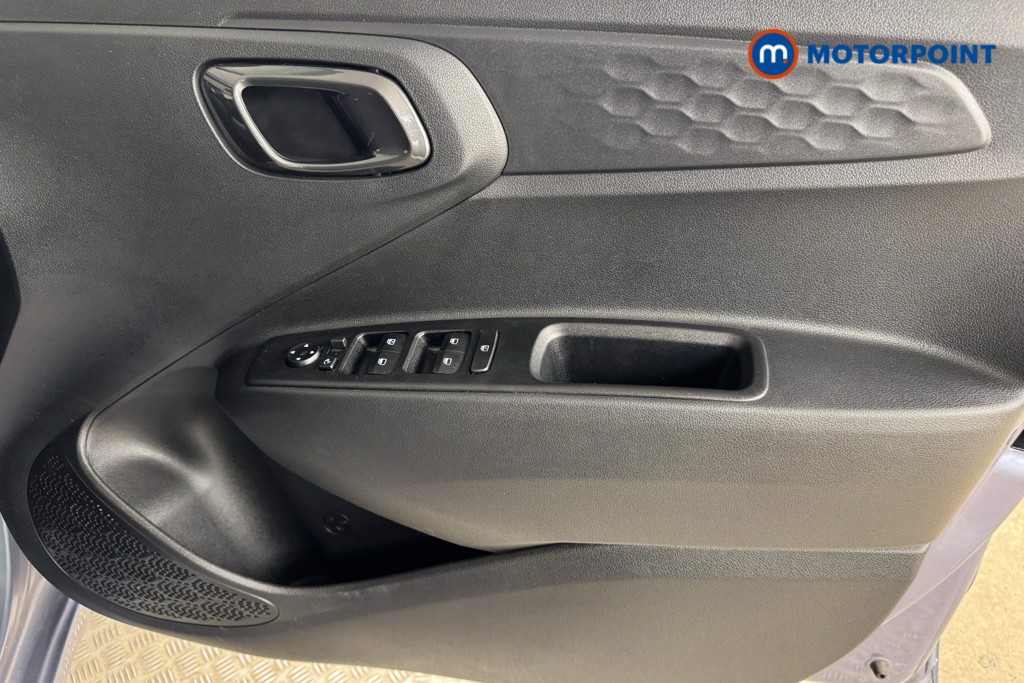 Hyundai I10 Premium Automatic Petrol Hatchback - Stock Number (1547462) - 15th supplementary image