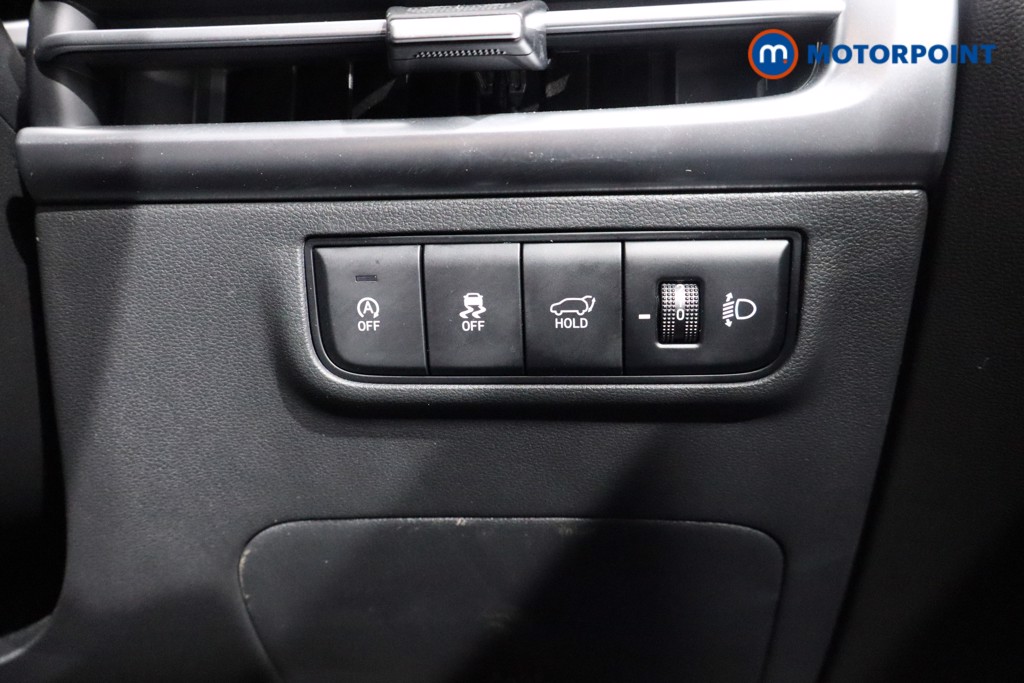 Hyundai Tucson Premium Manual Petrol SUV - Stock Number (1547465) - 16th supplementary image
