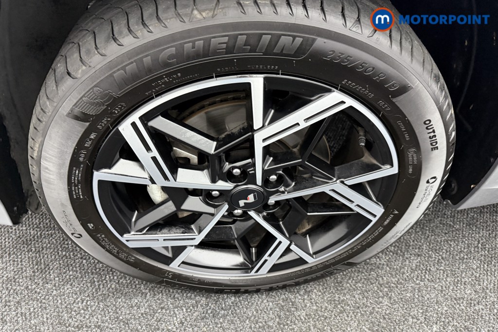 Hyundai Tucson N Line Manual Petrol SUV - Stock Number (1547514) - 32nd supplementary image