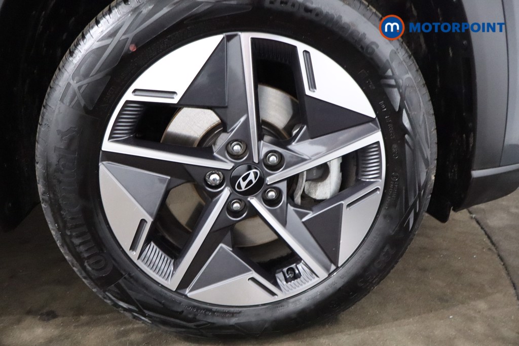 Hyundai Tucson Premium Manual Petrol SUV - Stock Number (1547593) - 9th supplementary image