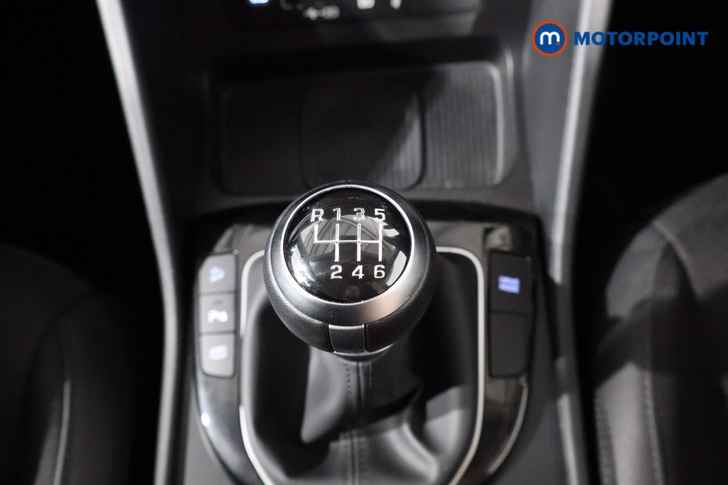 Hyundai Tucson Premium Manual Petrol SUV - Stock Number (1547593) - 15th supplementary image