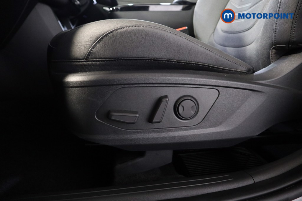 Hyundai Tucson Premium Automatic Petrol-Electric Hybrid SUV - Stock Number (1547600) - 12th supplementary image
