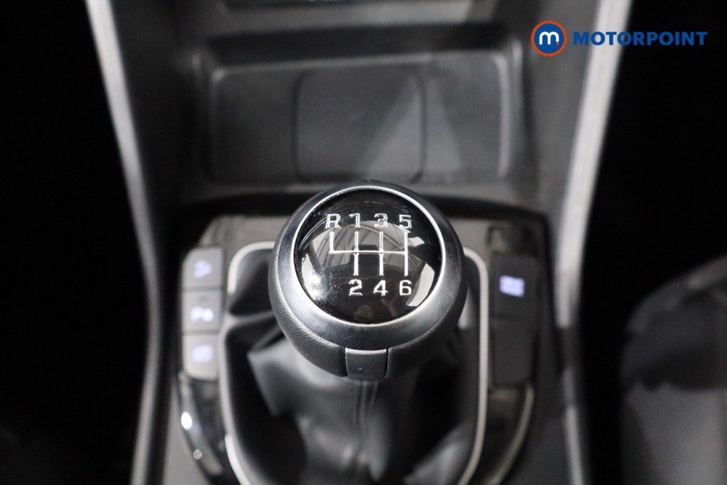 Hyundai Tucson Premium Manual Petrol SUV - Stock Number (1547609) - 14th supplementary image