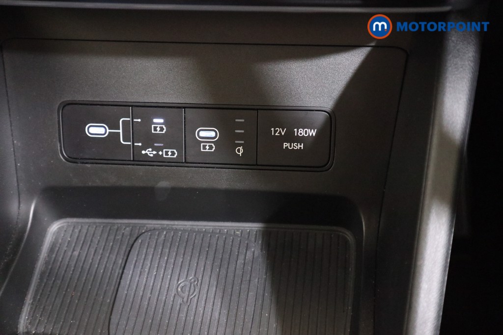 Hyundai Tucson Premium Manual Petrol SUV - Stock Number (1547625) - 8th supplementary image