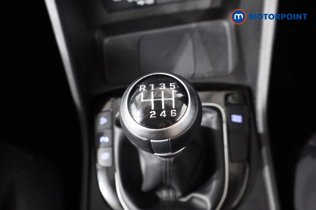 Hyundai Tucson Premium Manual Petrol SUV - Stock Number (1547626) - 15th supplementary image