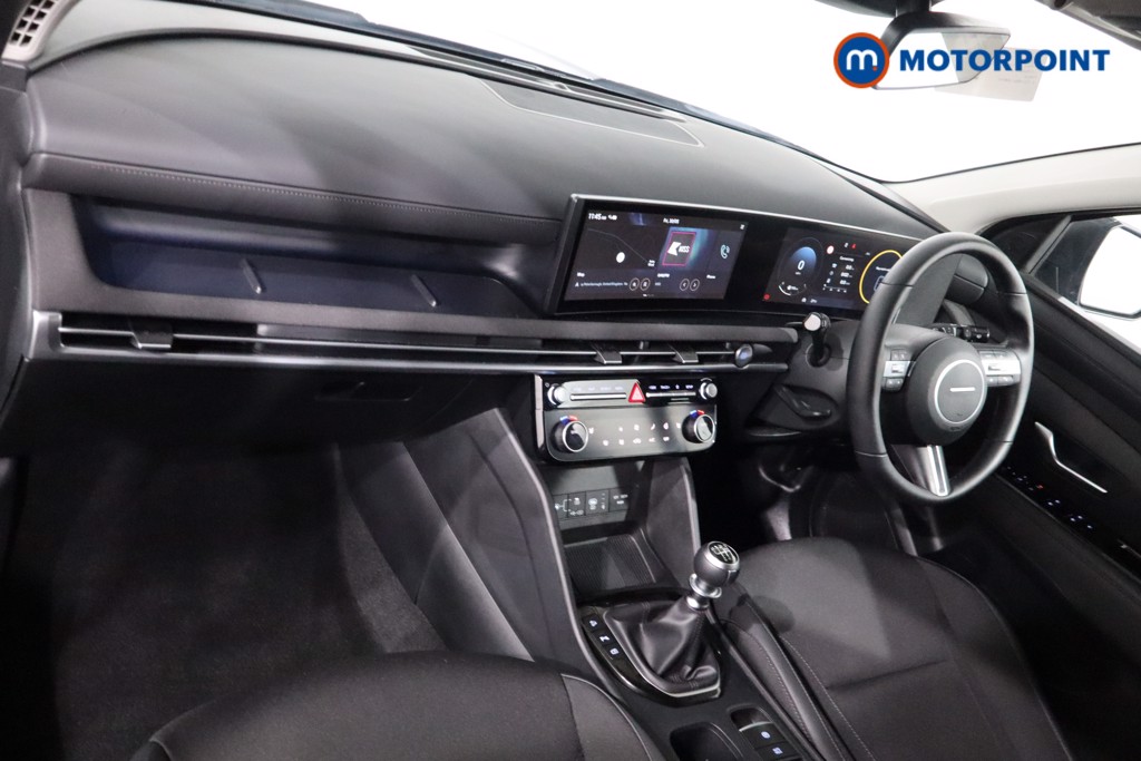 Hyundai Tucson Premium Manual Petrol SUV - Stock Number (1547626) - 1st supplementary image