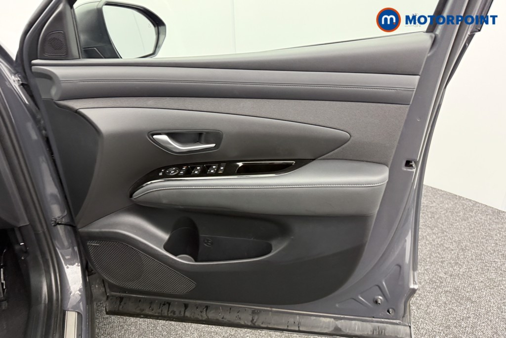 Hyundai Tucson Premium Manual Petrol SUV - Stock Number (1547627) - 16th supplementary image