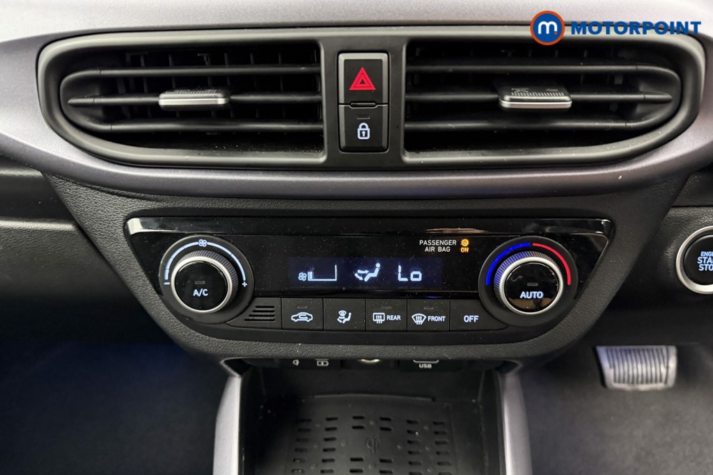 Hyundai I10 Premium Automatic Petrol Hatchback - Stock Number (1547682) - 11th supplementary image