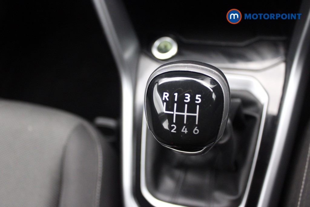 Volkswagen T-Roc Life Manual Petrol SUV - Stock Number (1548198) - 10th supplementary image
