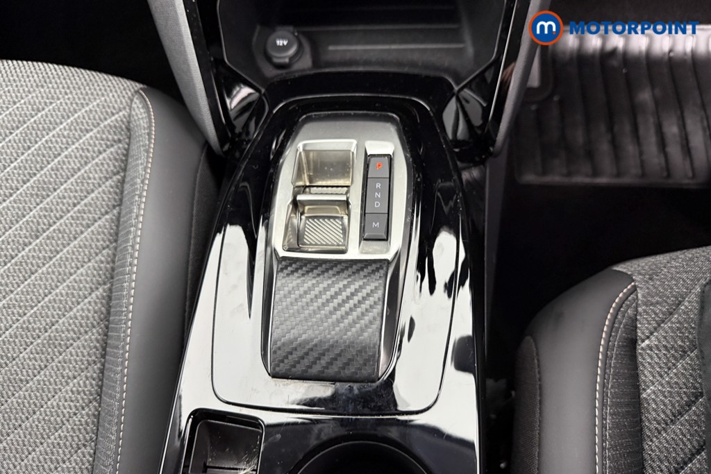 Peugeot 208 Allure Automatic Petrol-Electric Hybrid Hatchback - Stock Number (1548428) - 12th supplementary image