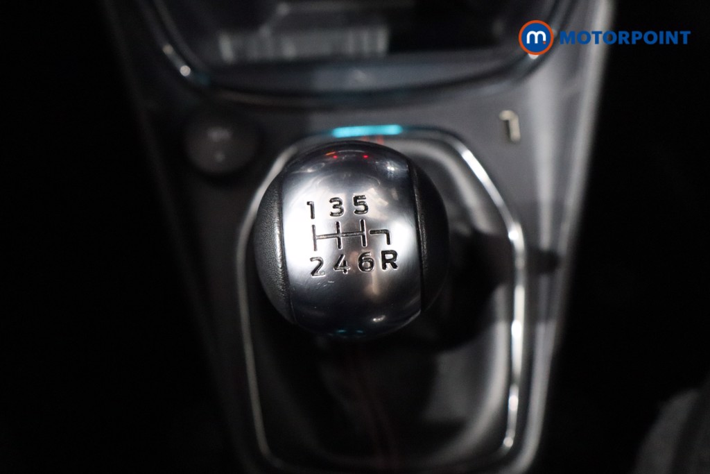 Ford Puma St-Line X Manual Petrol-Electric Hybrid SUV - Stock Number (1548492) - 15th supplementary image