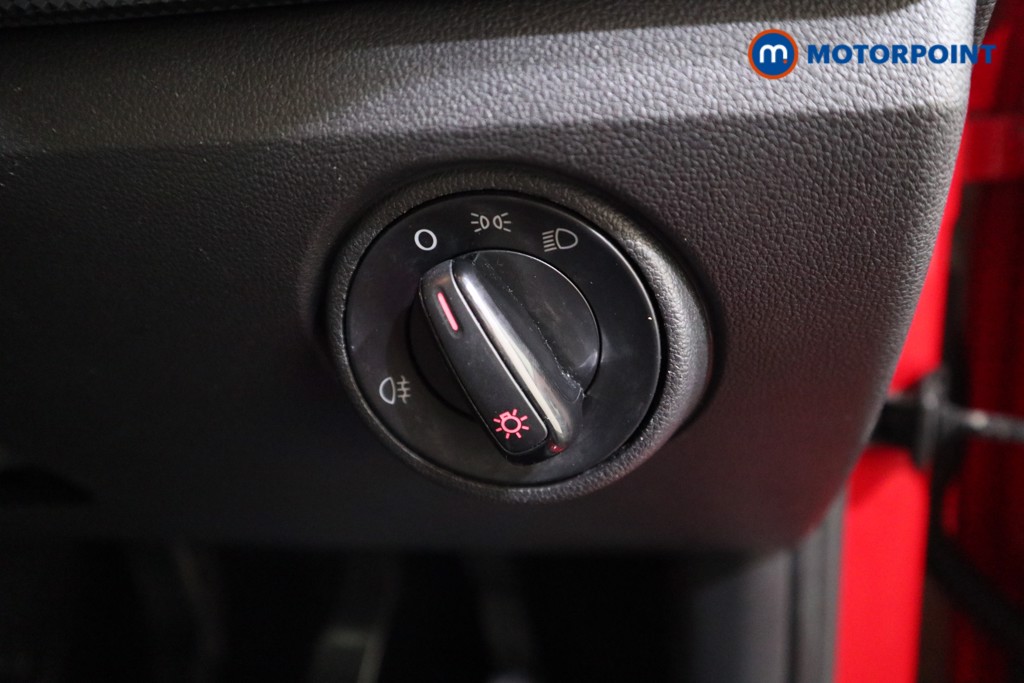 Volkswagen UP Move Up Manual Petrol Hatchback - Stock Number (1548757) - 6th supplementary image