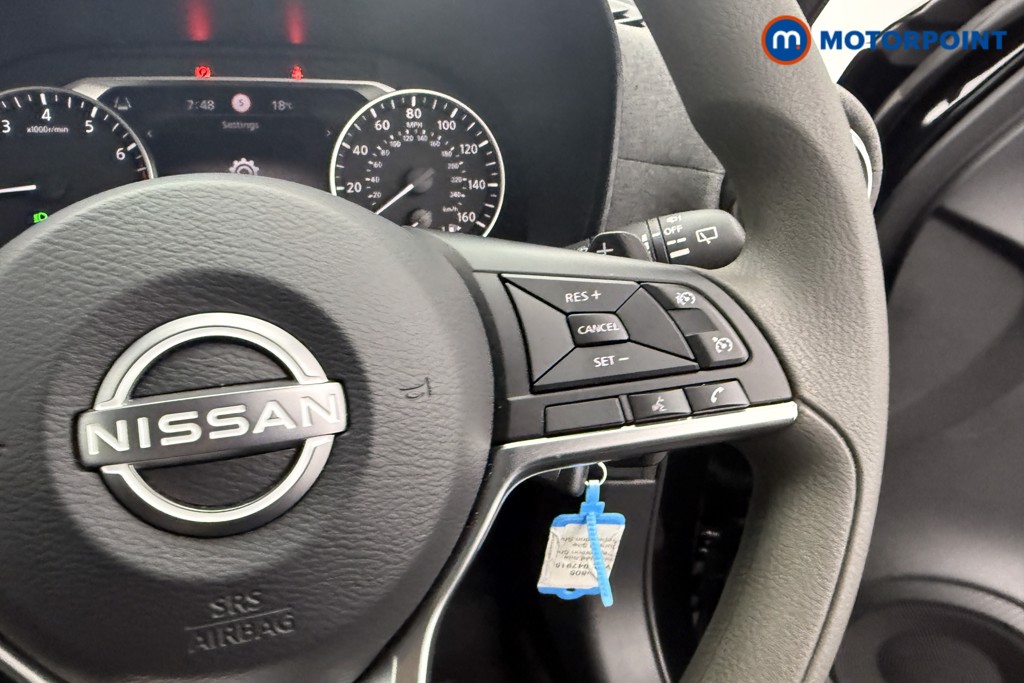 Nissan Juke Acenta Premium Automatic Petrol SUV - Stock Number (1548805) - 11th supplementary image