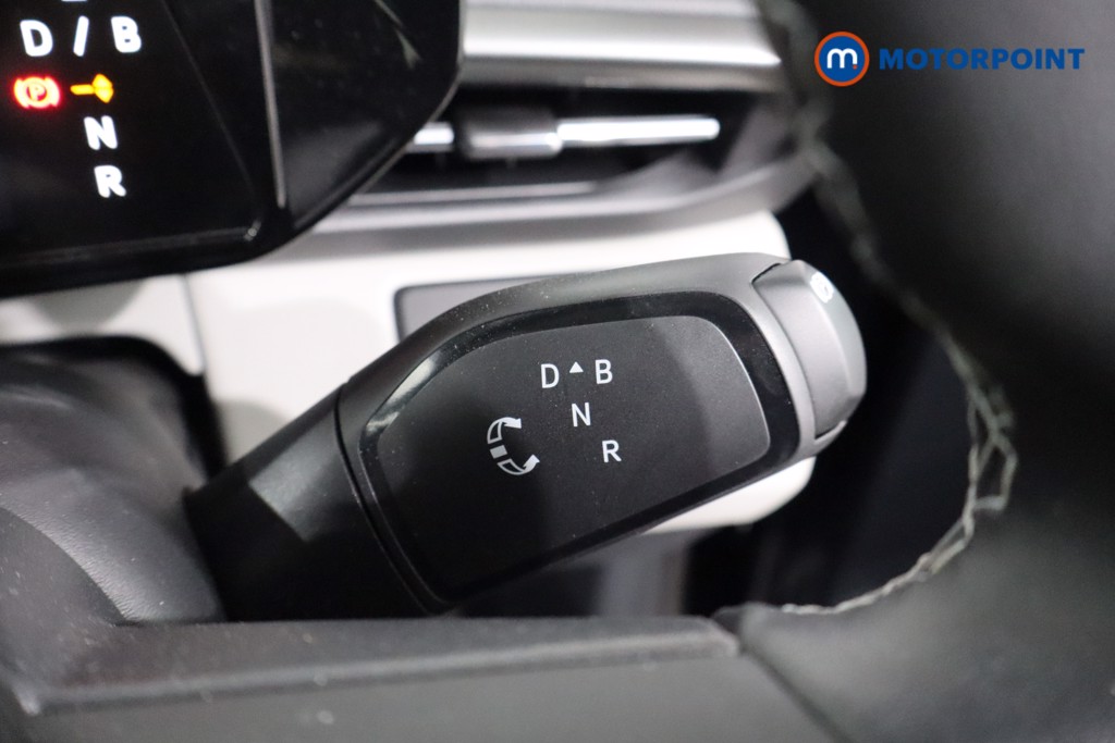 Ford Explorer Select Automatic Electric SUV - Stock Number (1549587) - 15th supplementary image