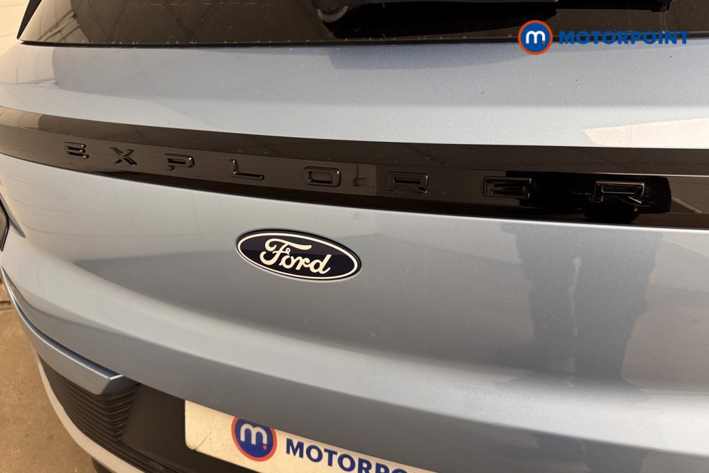 Ford Explorer Select Automatic Electric SUV - Stock Number (1549590) - 18th supplementary image