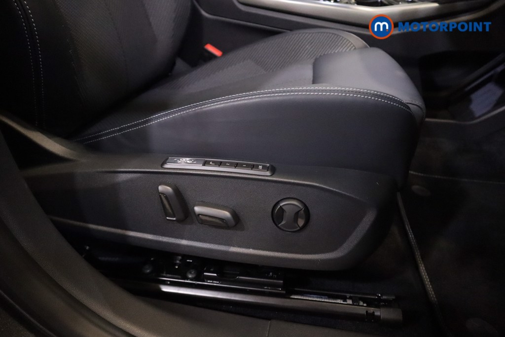Ford Explorer Select Automatic Electric SUV - Stock Number (1549595) - 5th supplementary image
