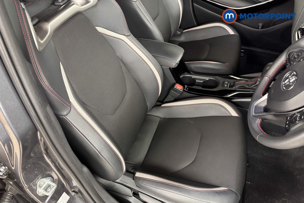 Toyota Corolla Gr Sport Automatic Petrol-Electric Hybrid Hatchback - Stock Number (1549919) - 5th supplementary image