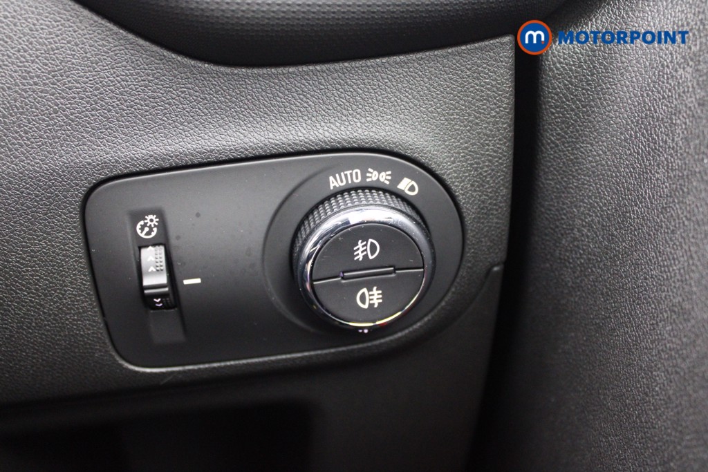 Vauxhall Crossland GS Manual Petrol SUV - Stock Number (1550275) - 13th supplementary image