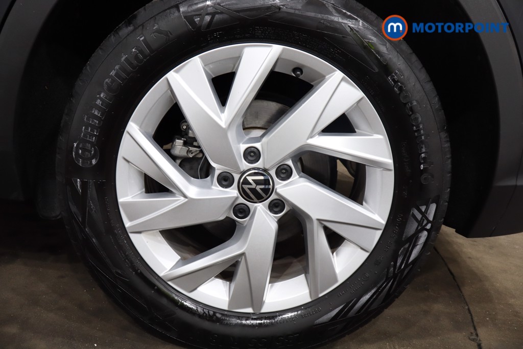 Volkswagen Tiguan Life Automatic Petrol SUV - Stock Number (1550820) - 12th supplementary image