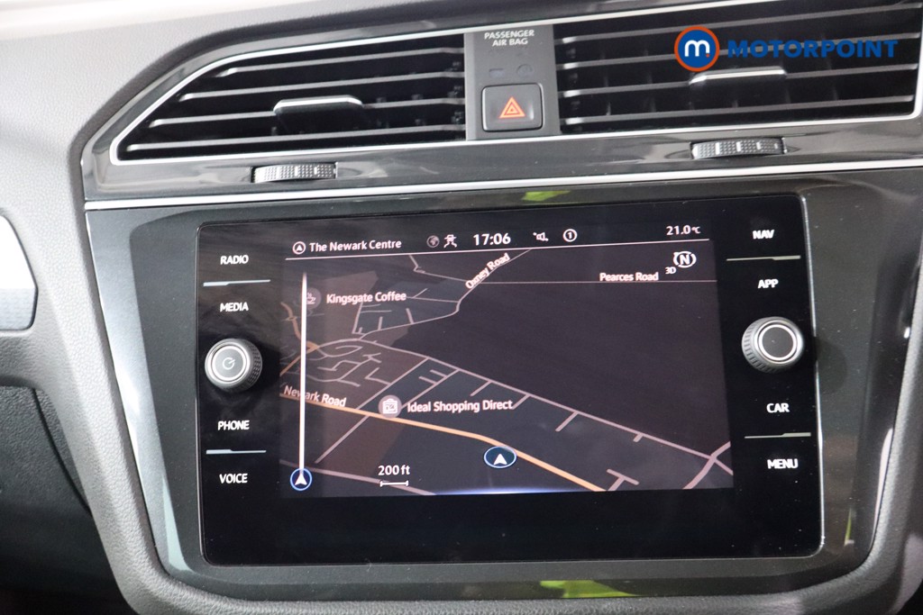 Volkswagen Tiguan Life Automatic Petrol SUV - Stock Number (1550820) - 15th supplementary image