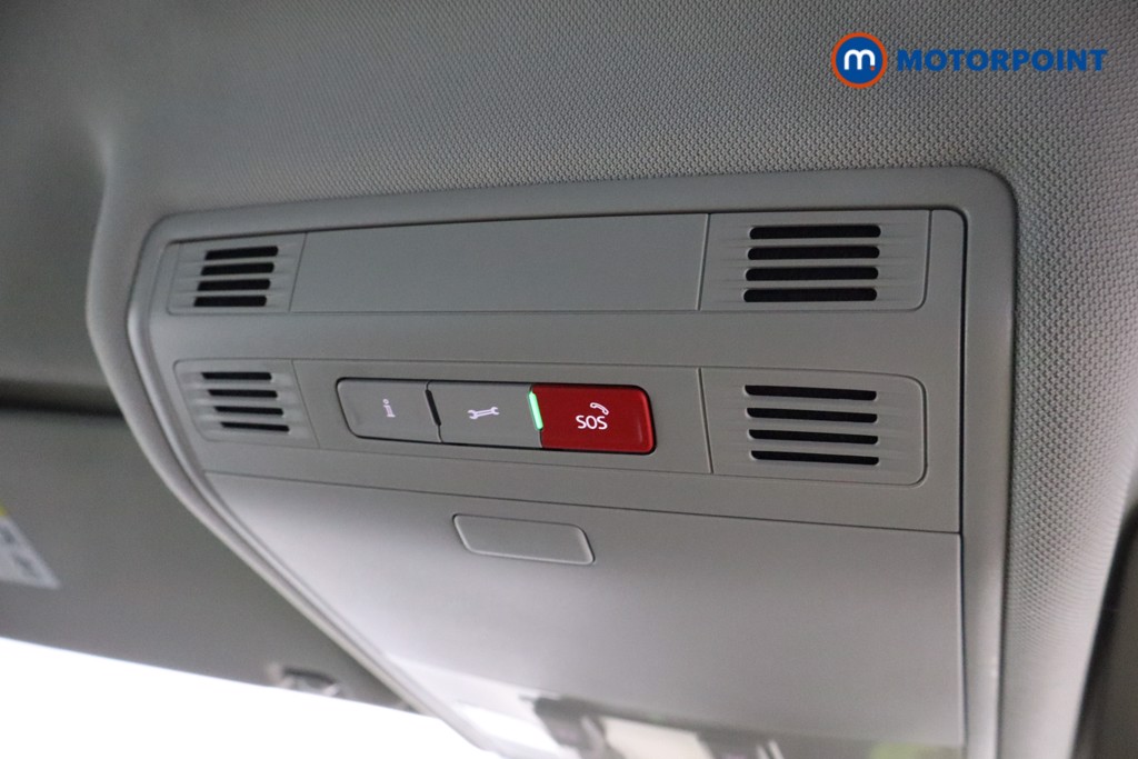 Volkswagen Tiguan Life Automatic Petrol SUV - Stock Number (1550820) - 19th supplementary image