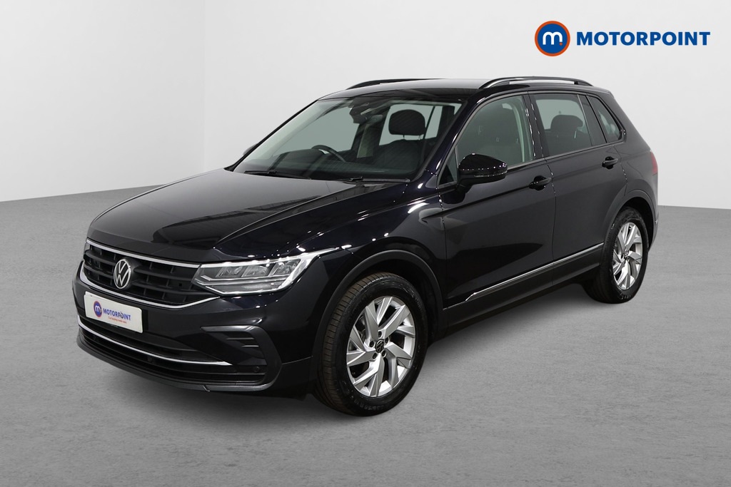 Volkswagen Tiguan Life Automatic Petrol SUV - Stock Number (1550820) - Passenger side front corner