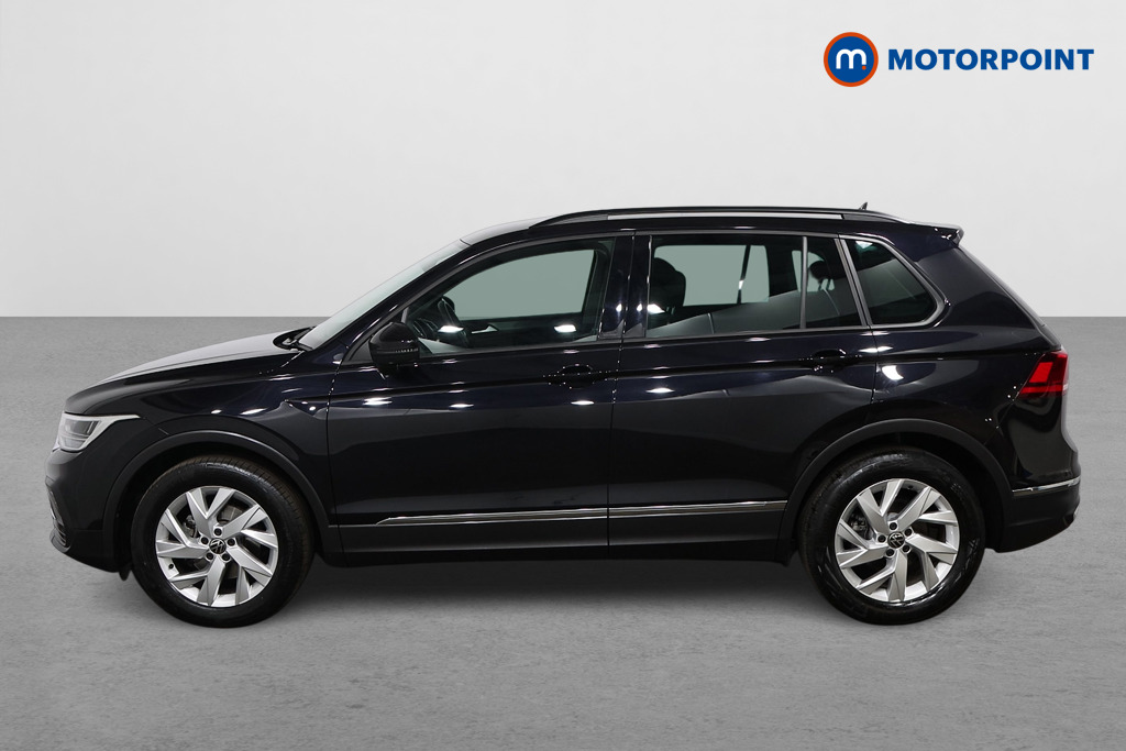 Volkswagen Tiguan Life Automatic Petrol SUV - Stock Number (1550820) - Passenger side