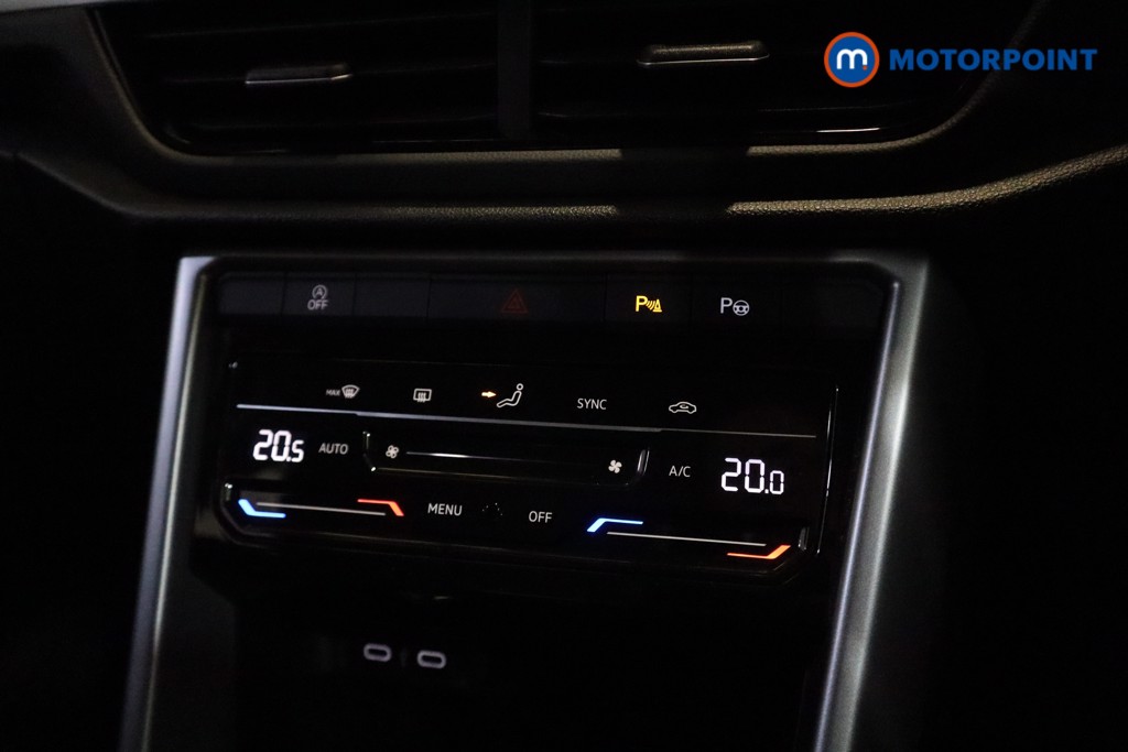 Volkswagen T-Roc Life Manual Petrol SUV - Stock Number (1550933) - 17th supplementary image