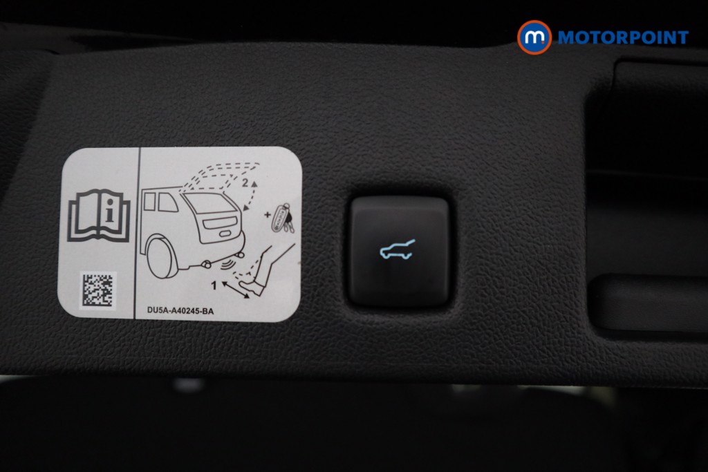 Ford Kuga St-Line Edition Manual Diesel SUV - Stock Number (1536475) - 16th supplementary image