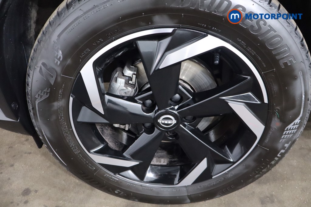 Nissan Juke N-Connecta Automatic Petrol SUV - Stock Number (1545552) - 10th supplementary image