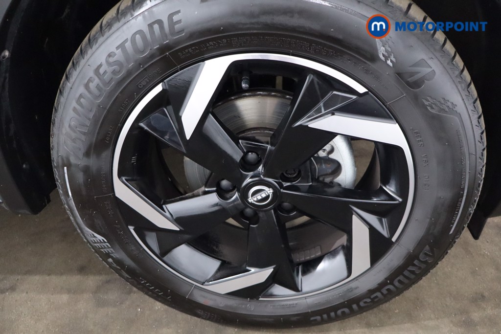 Nissan Juke N-Connecta Automatic Petrol SUV - Stock Number (1545552) - 12th supplementary image