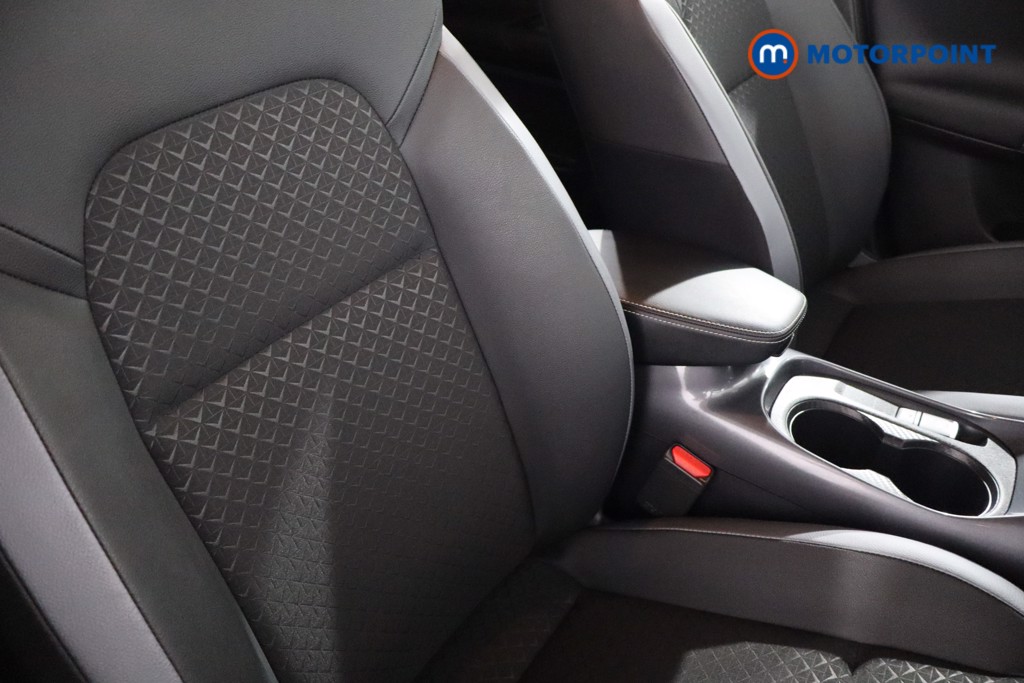 Nissan Juke N-Connecta Automatic Petrol SUV - Stock Number (1545552) - 23rd supplementary image