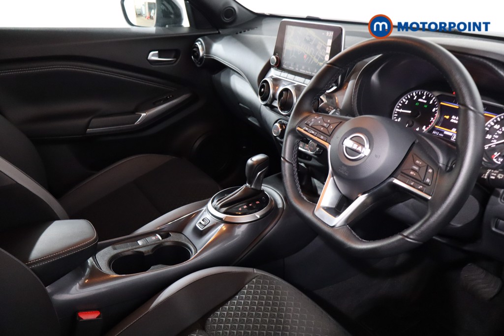 Nissan Juke N-Connecta Automatic Petrol SUV - Stock Number (1545552) - 24th supplementary image