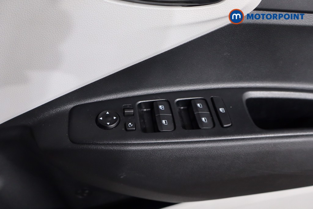 Hyundai I10 Premium Automatic Petrol Hatchback - Stock Number (1547324) - 20th supplementary image