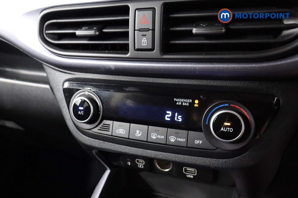 Hyundai I10 Premium Automatic Petrol Hatchback - Stock Number (1547345) - 14th supplementary image