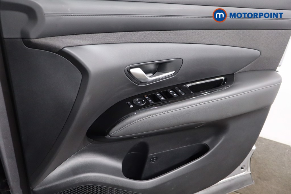 Hyundai Tucson Premium Manual Petrol SUV - Stock Number (1547618) - 20th supplementary image