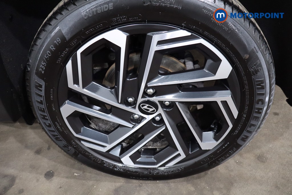 Hyundai Tucson Ultimate Automatic Petrol-Electric Hybrid SUV - Stock Number (1547629) - 12th supplementary image