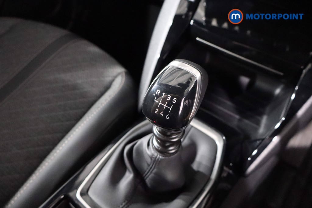 Peugeot 2008 Allure Manual Petrol SUV - Stock Number (1547908) - 15th supplementary image