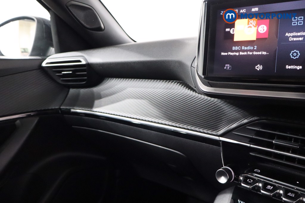Peugeot 2008 Allure Manual Petrol SUV - Stock Number (1547908) - 17th supplementary image