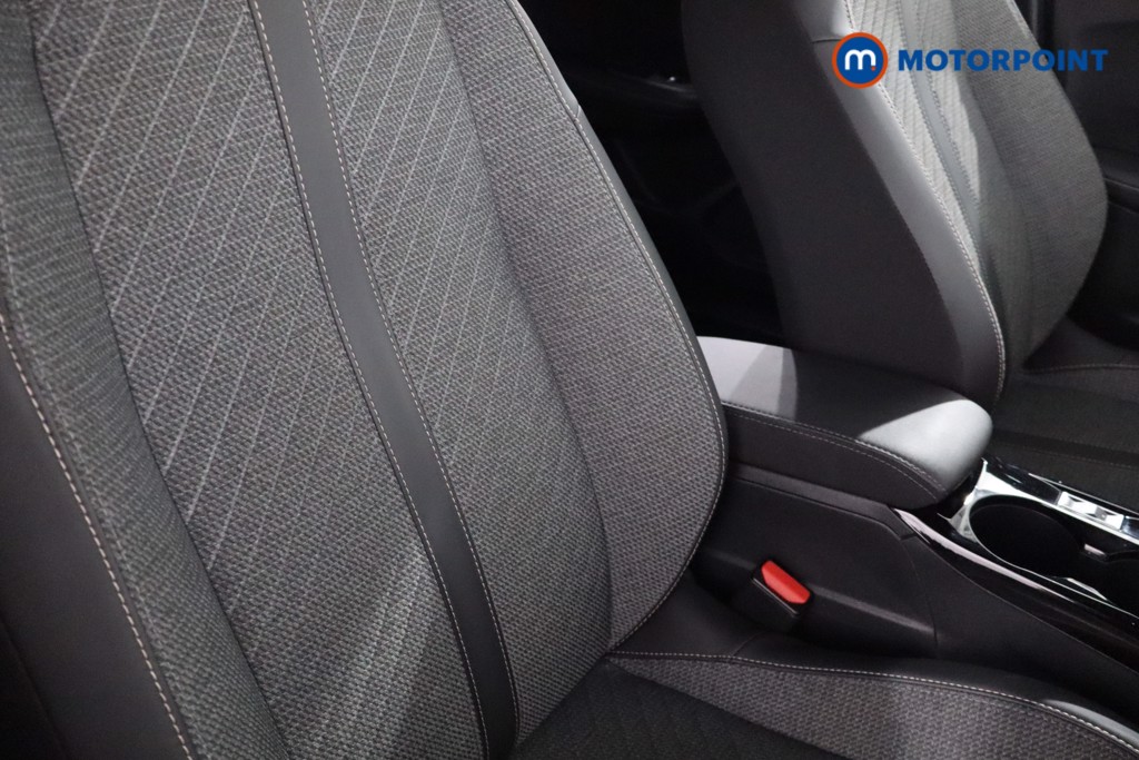 Peugeot 2008 Allure Manual Petrol SUV - Stock Number (1547908) - 22nd supplementary image