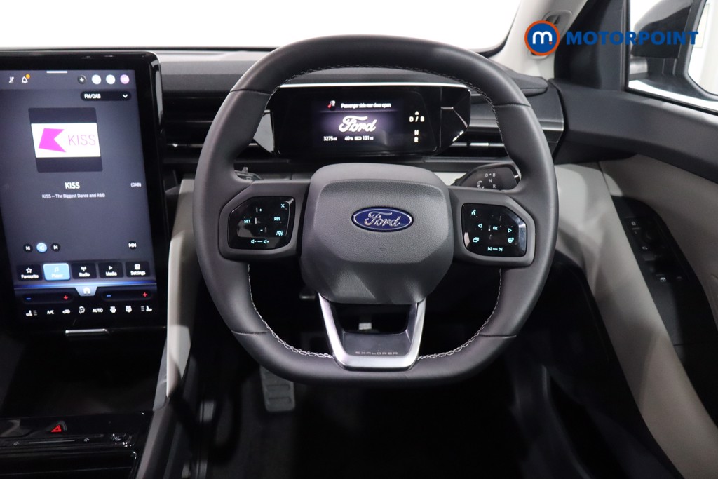 Ford Explorer Select Automatic Electric SUV - Stock Number (1549589) - 3rd supplementary image