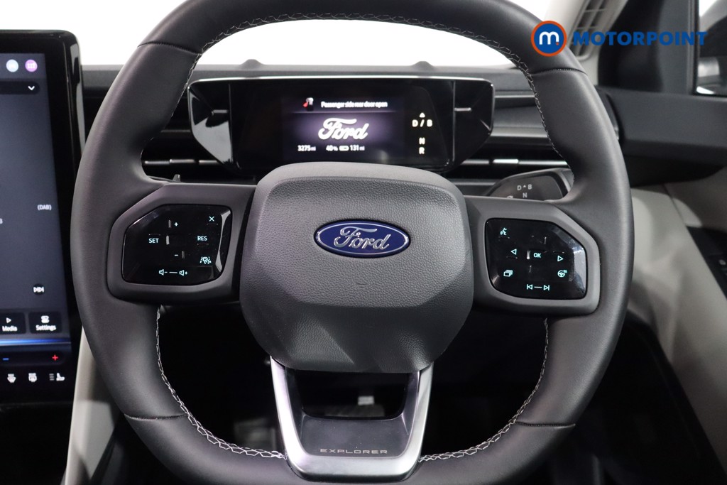 Ford Explorer Select Automatic Electric SUV - Stock Number (1549589) - 6th supplementary image